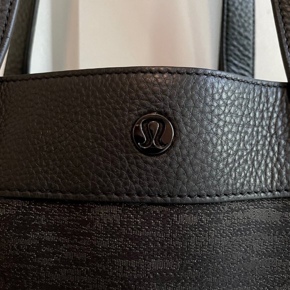 Lululemon Now and Always Tote Bag 15L - Picture 3 of 6